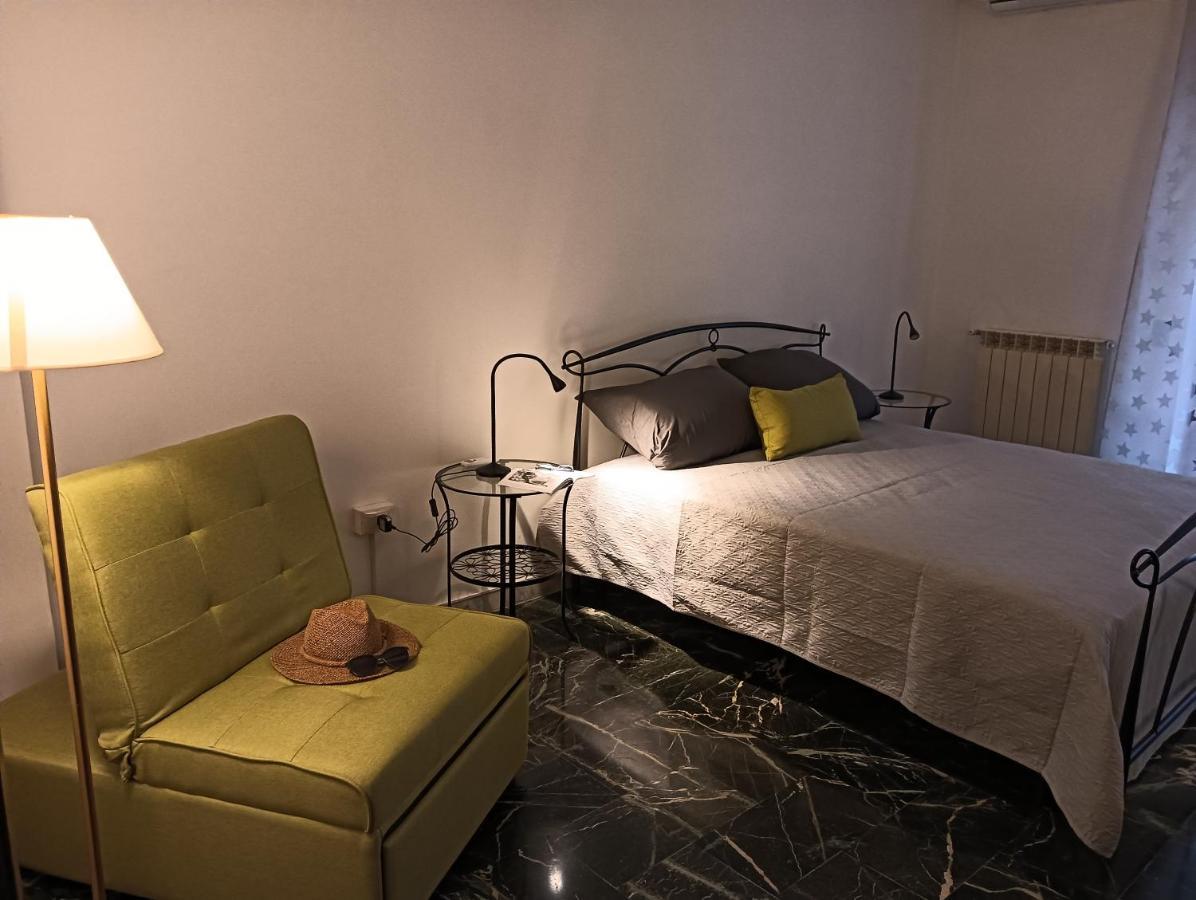 Appartement Laura Domus à Portici Extérieur photo