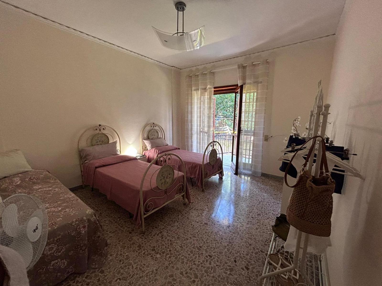Appartement Laura Domus à Portici Extérieur photo